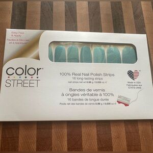 Color Street Nail Polish Strips in sparkly teal